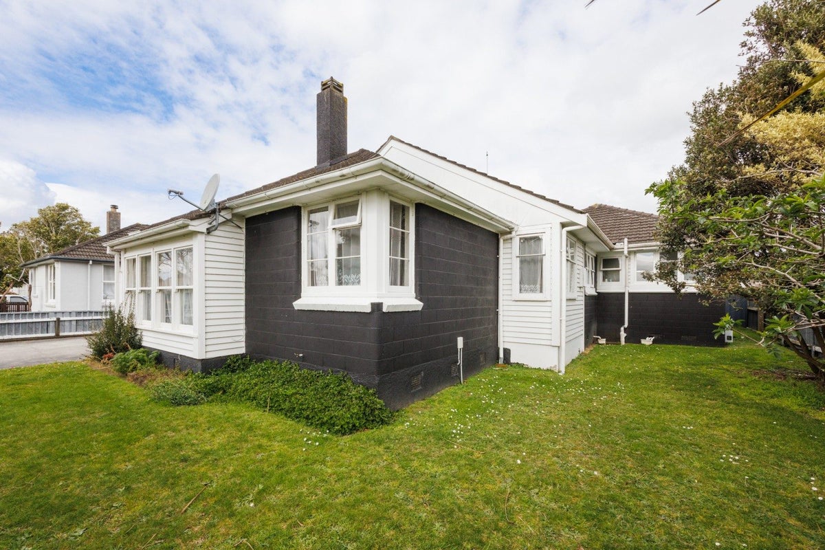 110 Limbrick Street, Terrace End, Palmerston North, Manawatu / Whanganui - Carousel 19