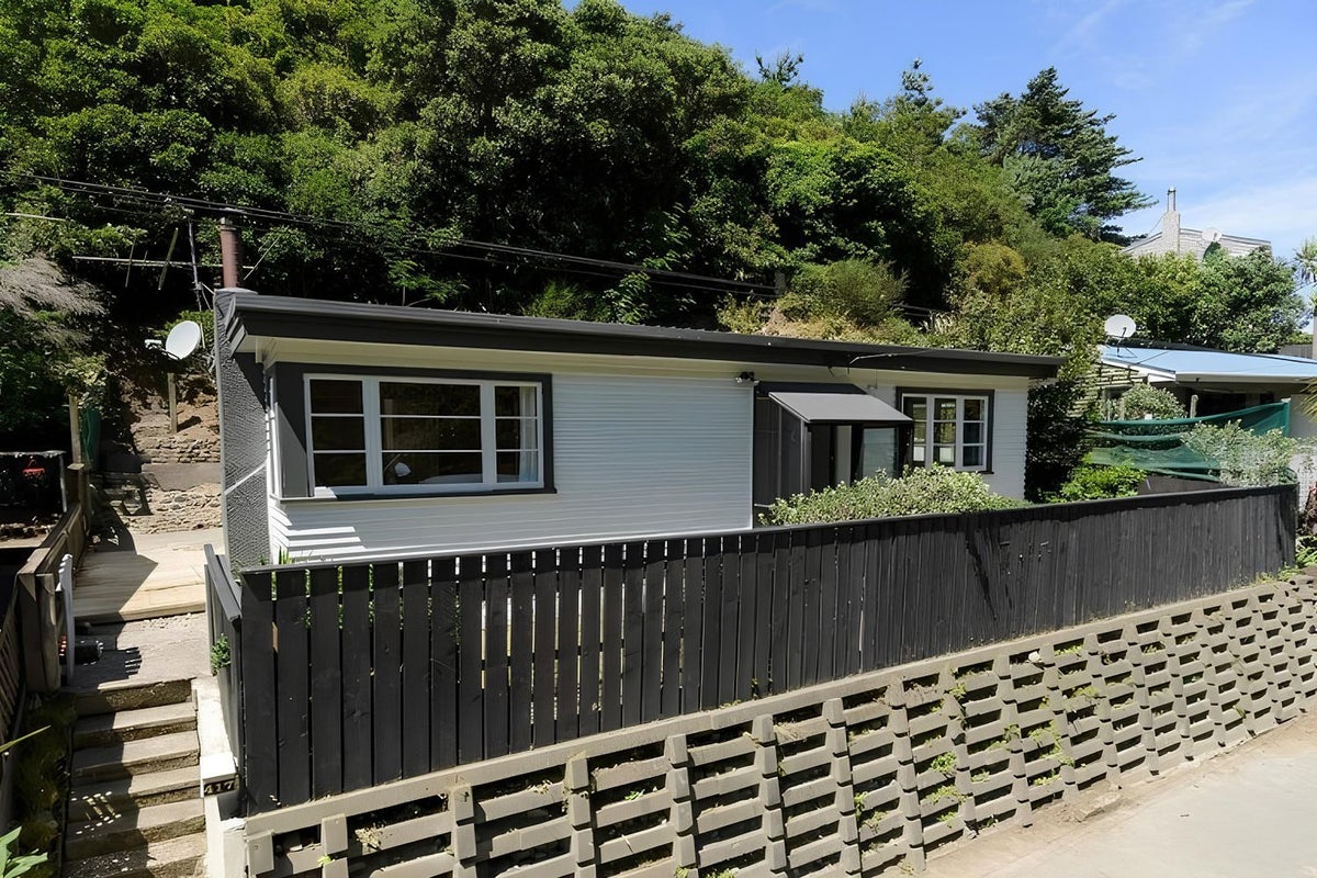 417 Ohiro Road, Brooklyn, Wellington - Carousel 1