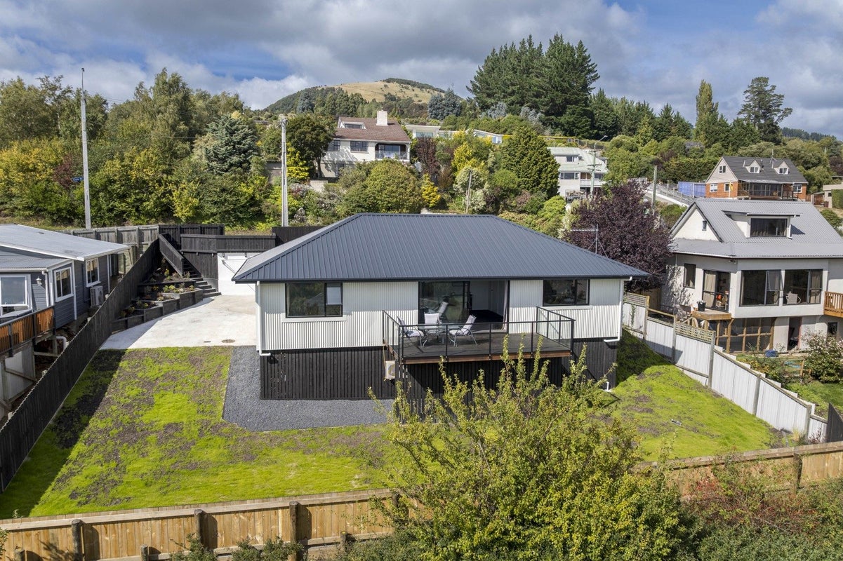21 Braeside, Kinmont Park, Mosgiel - Carousel 22
