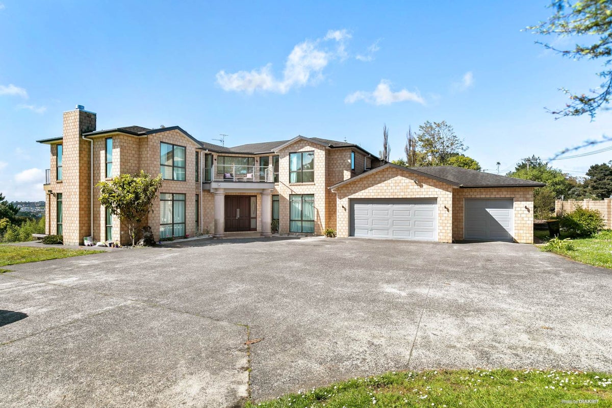 193 Gills Road, Albany Heights, Auckland - Carousel 1