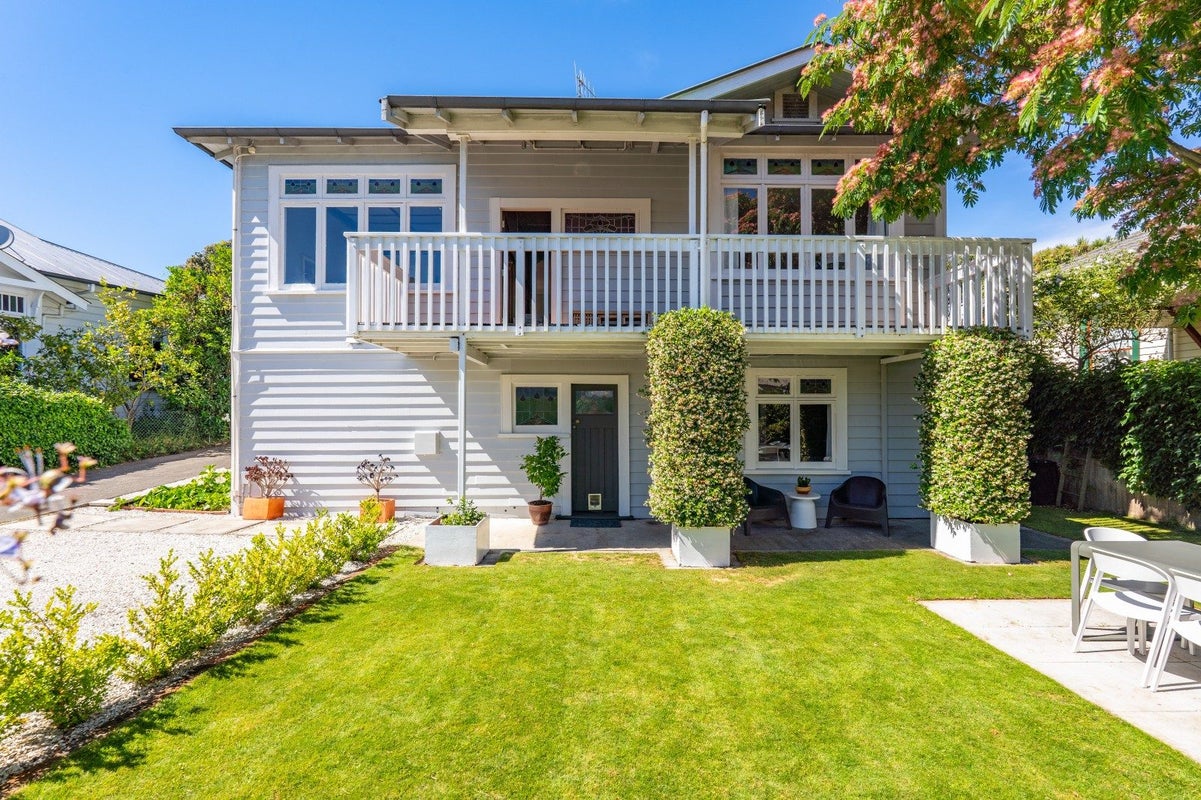 23 Cameron Road, Bluff Hill, Napier, Hawke's Bay - Carousel 1
