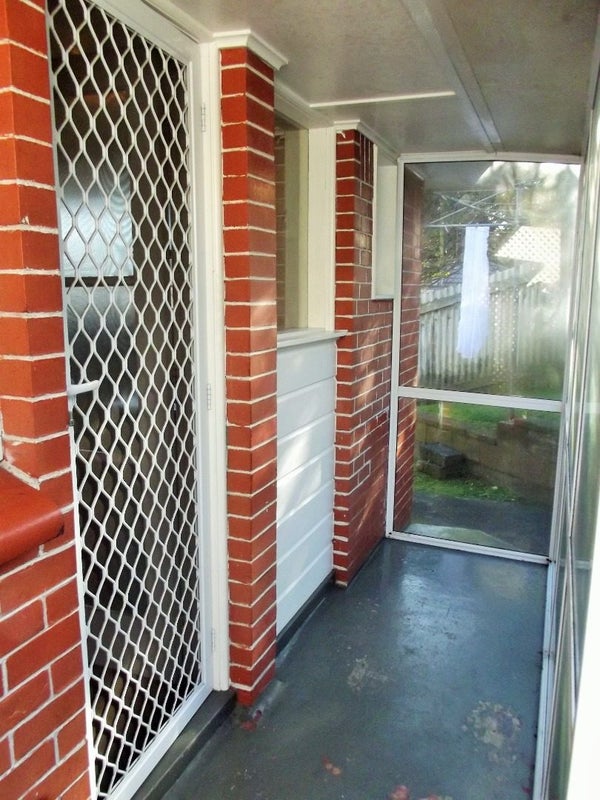 1/15 View Road, Mount Eden, Auckland - Carousel 16