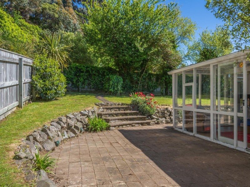 24B Parkinson Close, Whitby, Porirua - Carousel 2