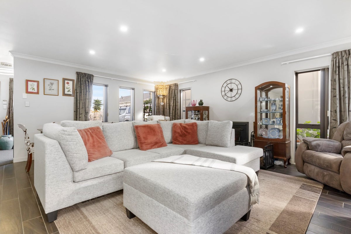 70C Wallace Road, Papatoetoe, Auckland - Carousel 1