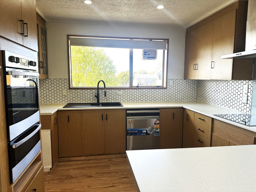 44 Hopkins Street, Gleniti, Timaru - Carousel 2