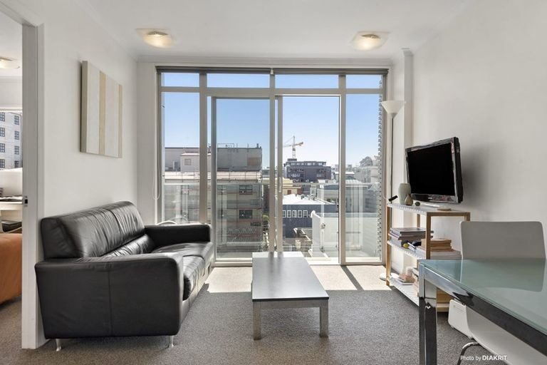 401/15 Holland Street, Te Aro, Wellington - Carousel 2