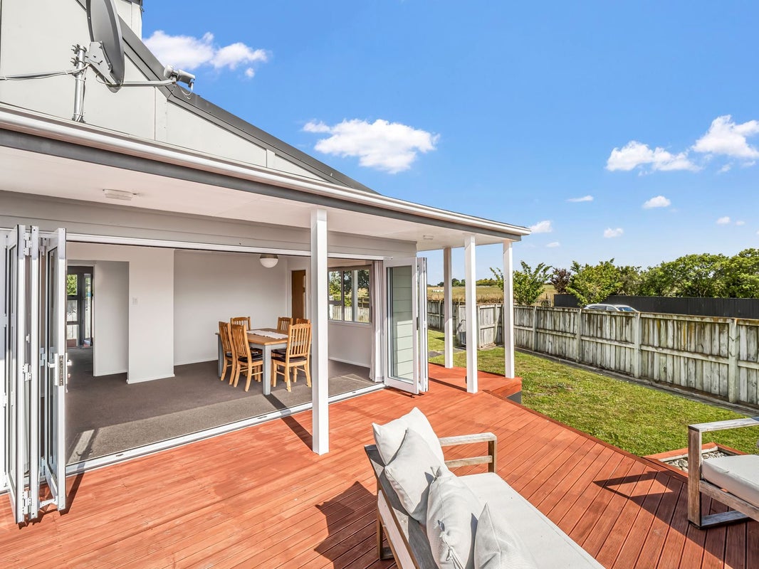 11 Leander Place, Milson, Palmerston North - Carousel 2