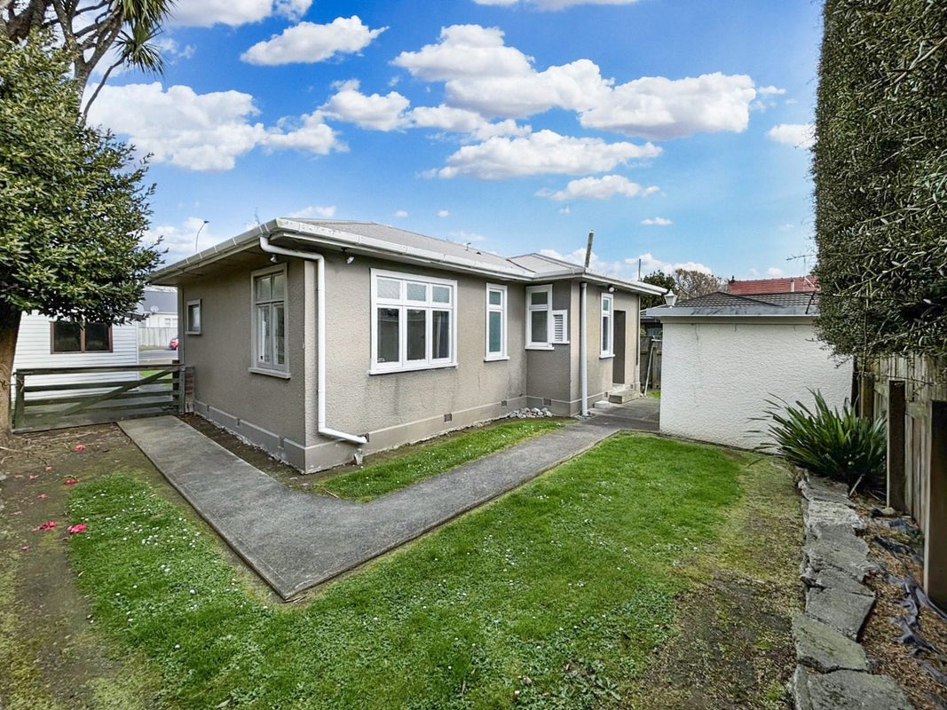321 College Street, West End, Palmerston North - Carousel 8
