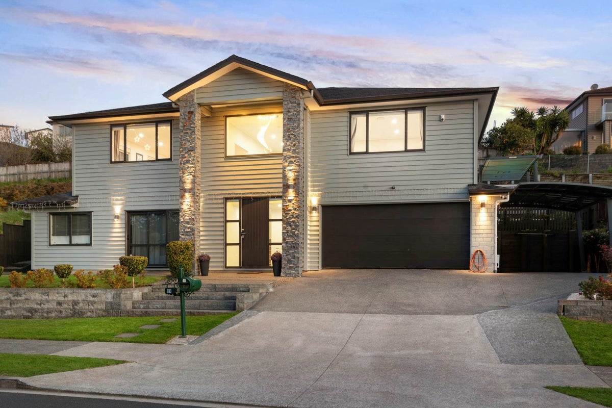 21 Dawood Place, The Gardens , Auckland  - Carousel 1