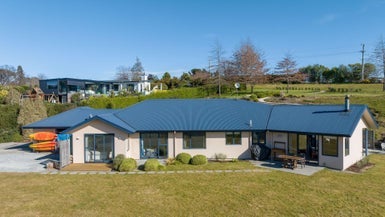 16 Research Orchard Road, Redwood Valley - Carousel 1