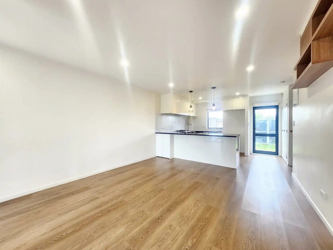 39A Soaring Bird Drive, Takanini, Auckland - Carousel 2