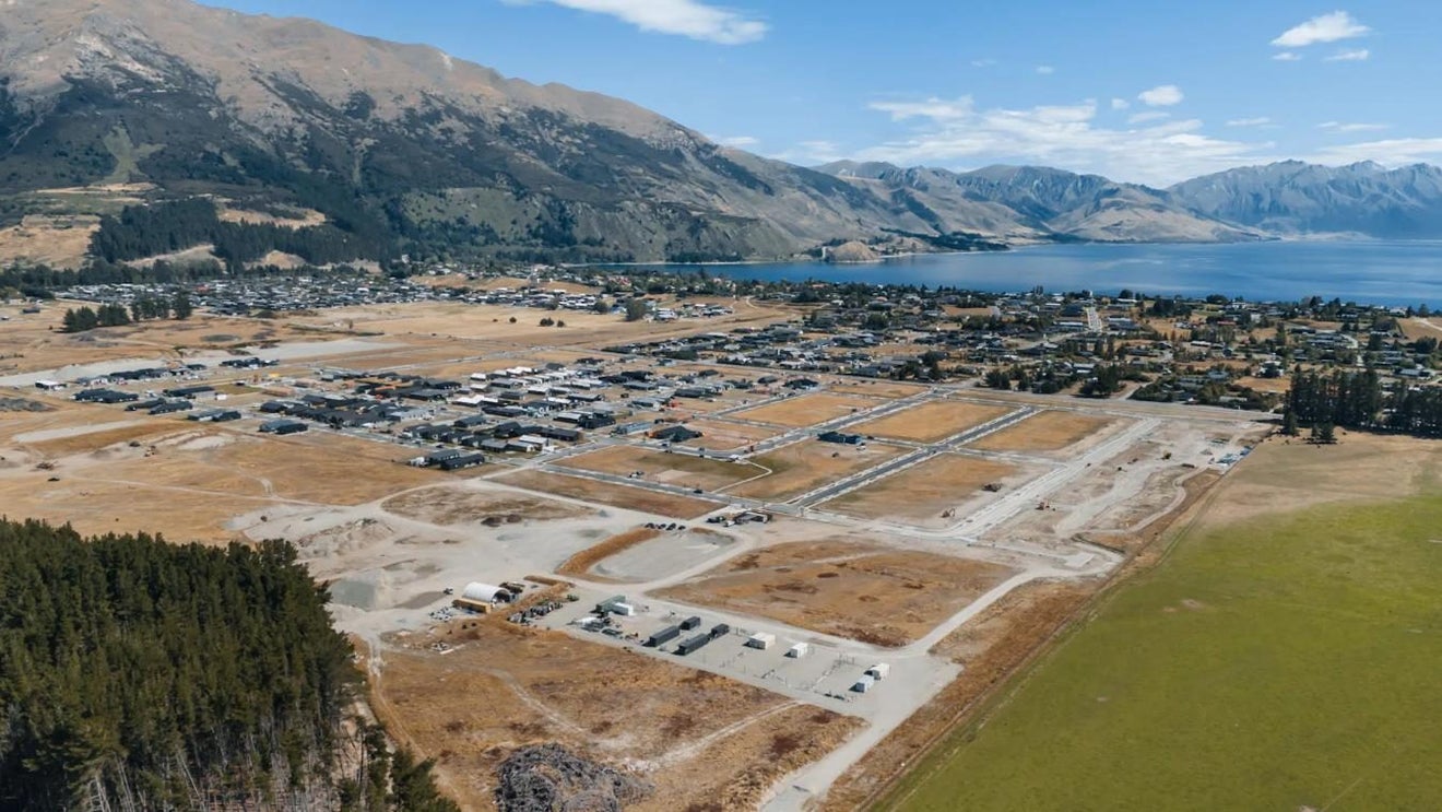 3 Nun Street, LAKE HAWEA - Carousel 1