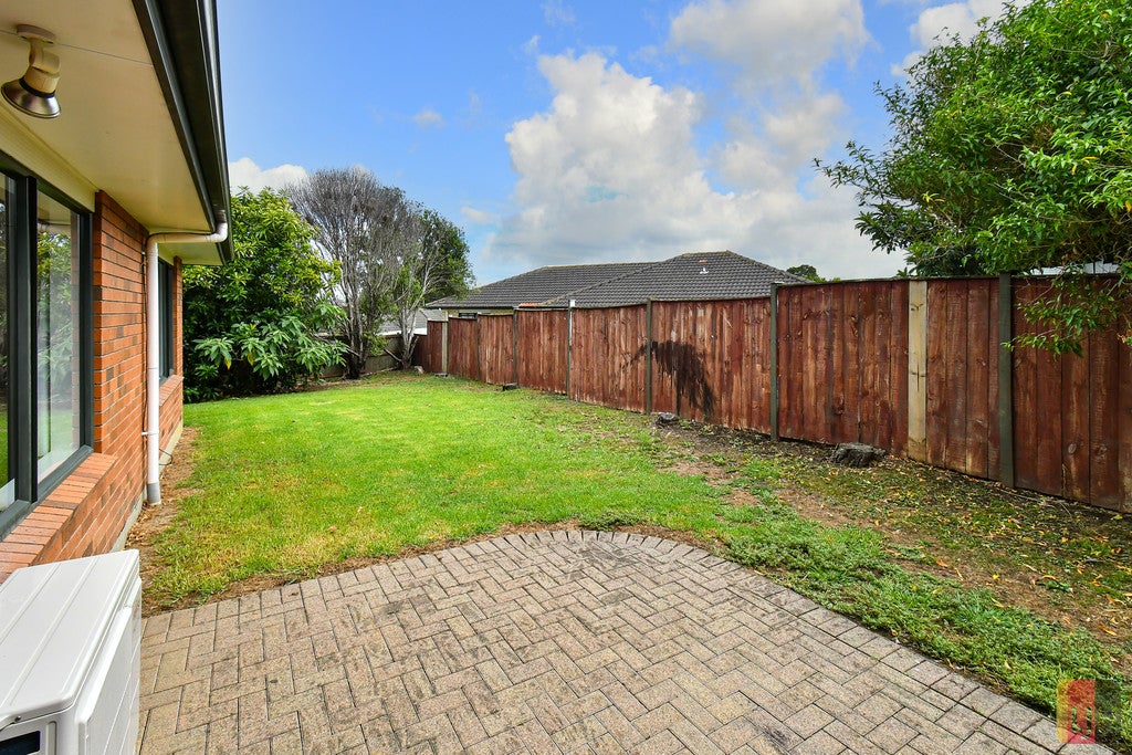 325 Mahia Road, Weymouth, Auckland - Carousel 13