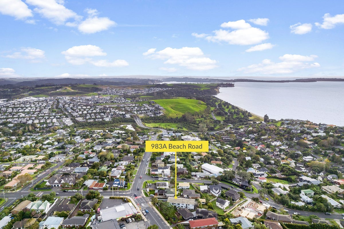 1/983 Beach Road, Torbay, Auckland - Carousel 2