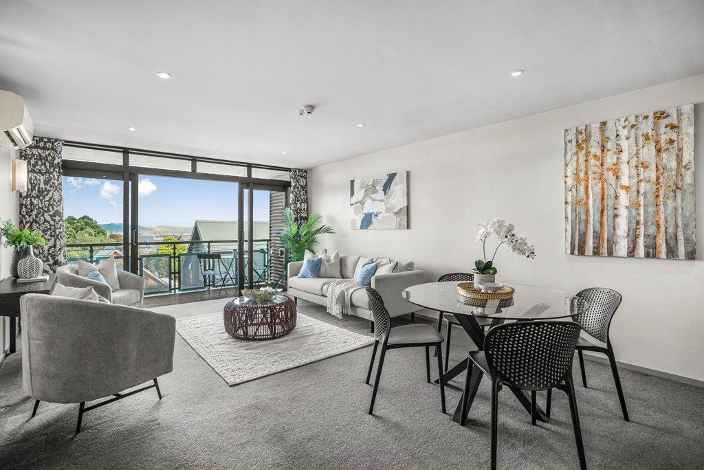 11/208 Jackson Street, Petone, Lower Hutt - Carousel 1