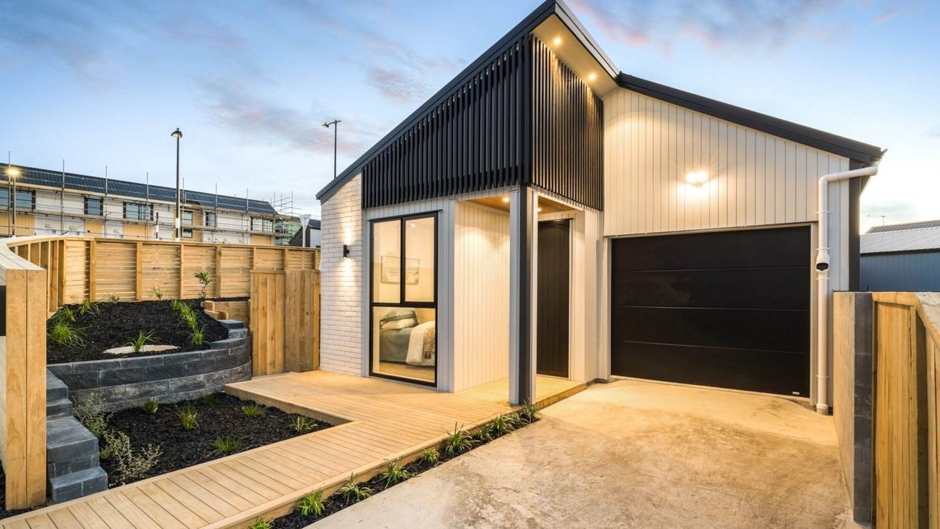 53 Puwha Street, Massey, Auckland - Carousel 1
