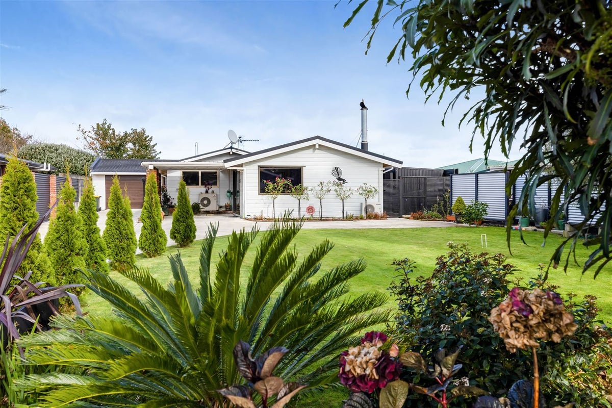 3 Kowhai Street, Hawera - Carousel 1