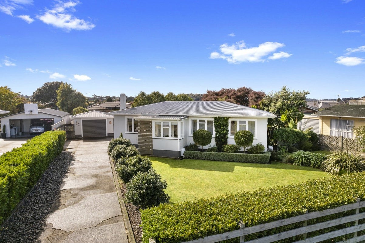 30 Lincoln Road, Springvale, Whanganui - Carousel 1