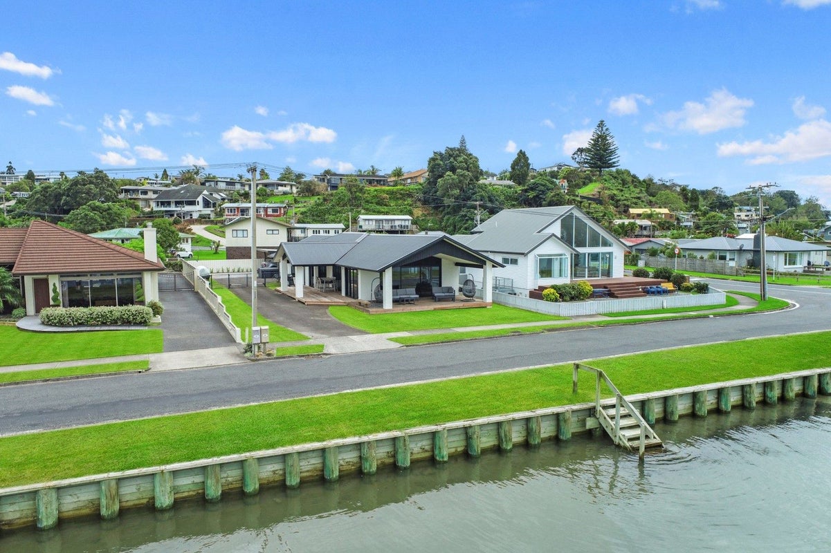 32 THE ESPLANADE (OMOK), Omokoroa, Omokoroa - Carousel 2