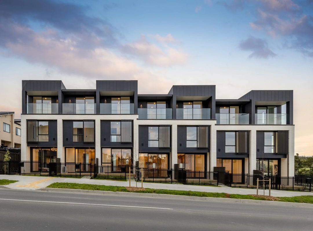 1/239 Flat Bush School Road, Flat Bush, Auckland - Carousel 2
