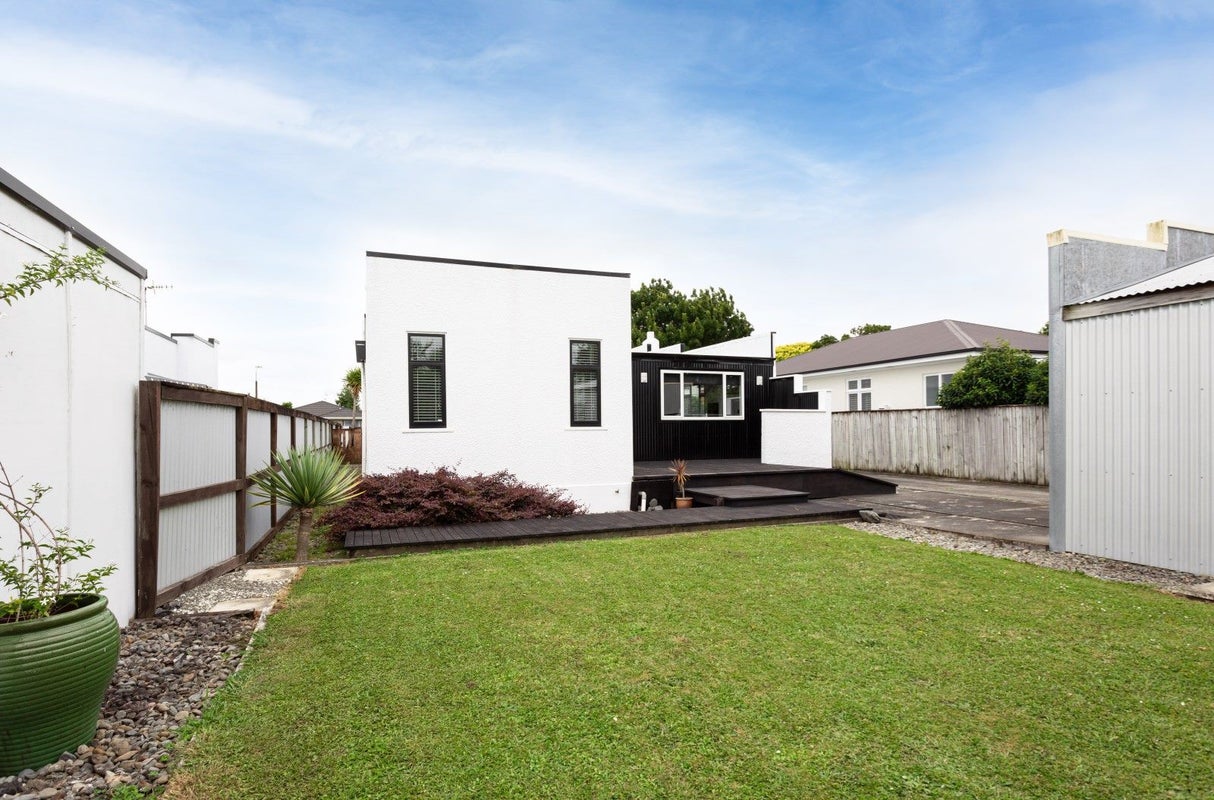 23 Guy Avenue, Takaro, Palmerston North - Carousel 14