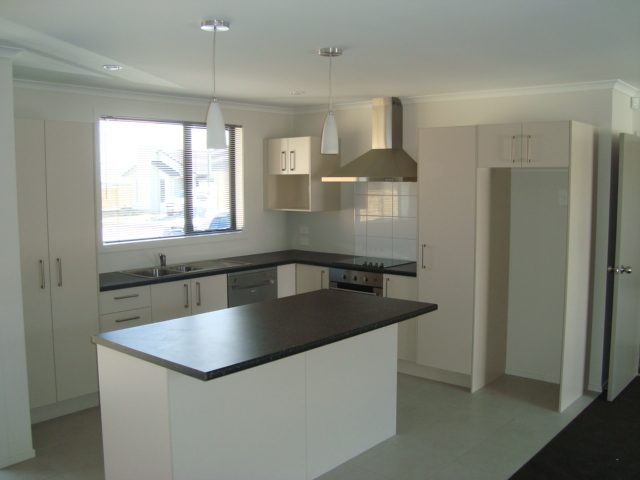 19 Miranda Place, Flagstaff, Hamilton - Carousel 2
