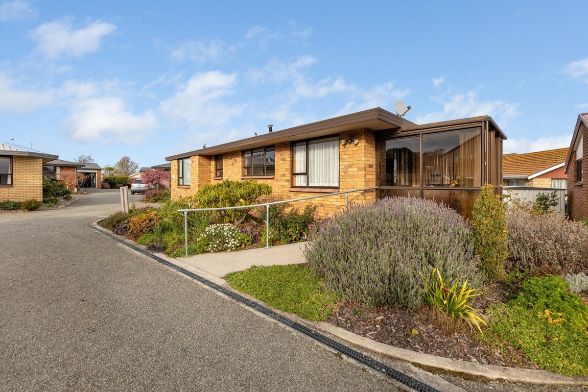 38D Leven Street, South Hill, Oamaru - Carousel 1