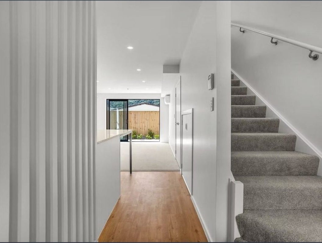7/27 Main Road, Wainuiomata, Lower Hutt - Carousel 7