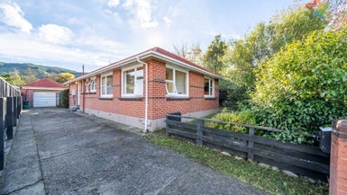 46 Whirinaki Crescent, Heretaunga, Upper Hutt - Carousel 1