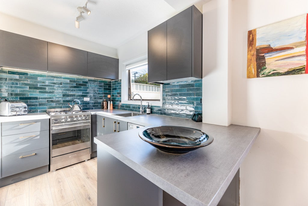 2/72 Abberley Crescent, St Albans, Christchurch - Carousel 2