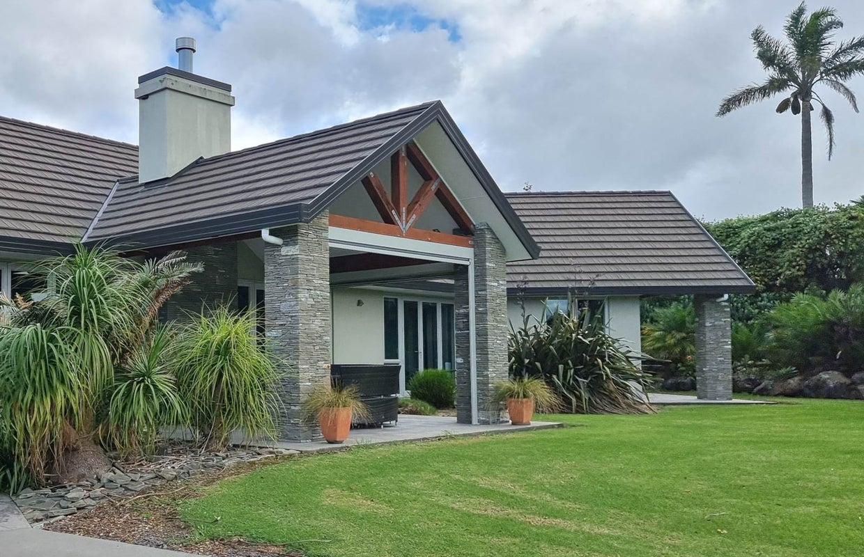 564 Ngunguru Road, Whangarei - Carousel 1