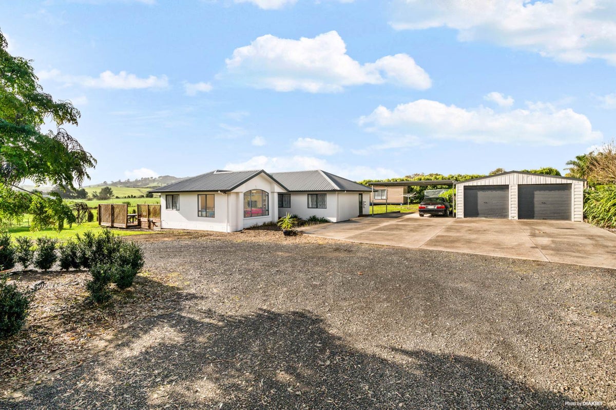 1145 Kaiaua Road, Pokeno - Carousel 2