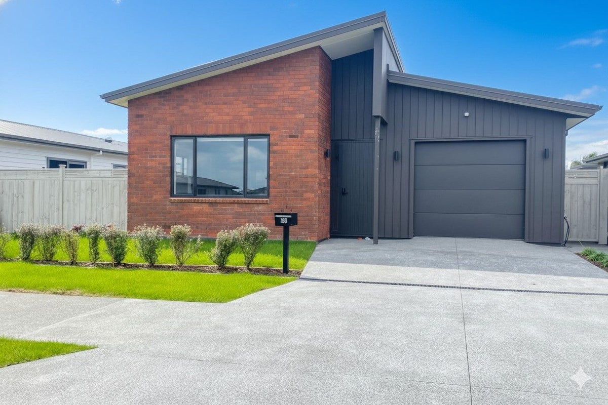 100 Pepene Avenue, Takanini, Auckland - Carousel 1