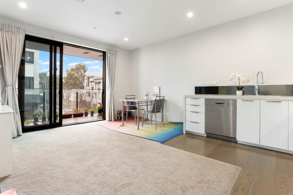 102/27 Enfield Street, Mount Eden, Auckland City, Auckland - Carousel 2