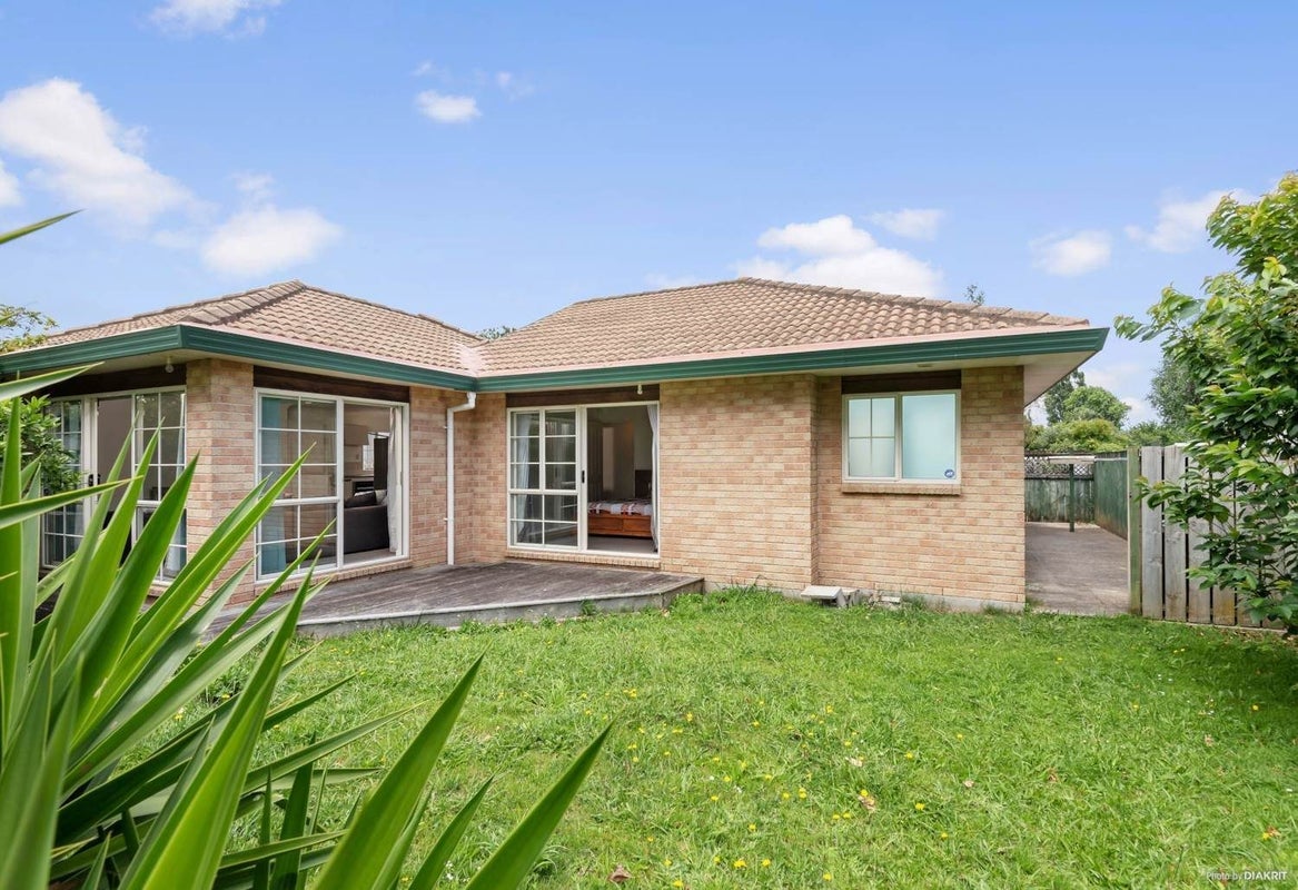 2/75 Jellicoe Road, Manurewa, Auckland - Carousel 1