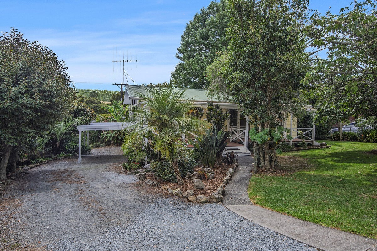 3 Beacondale Place, Te Kamo, Whangarei - Carousel 2