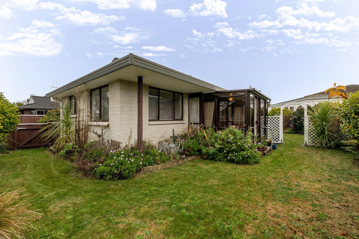 4 McArthur Street, Terrace End, Palmerston North - Carousel 12
