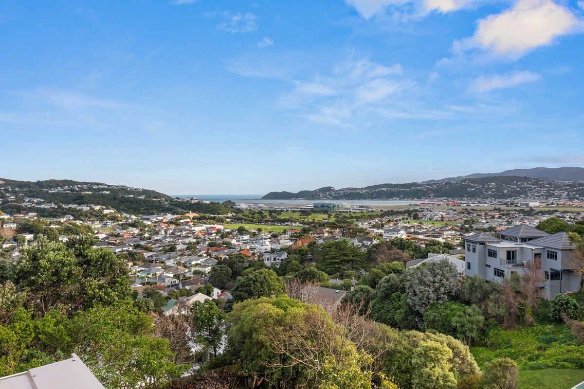 200 Townsend Road, Miramar, Wellington - Carousel 2
