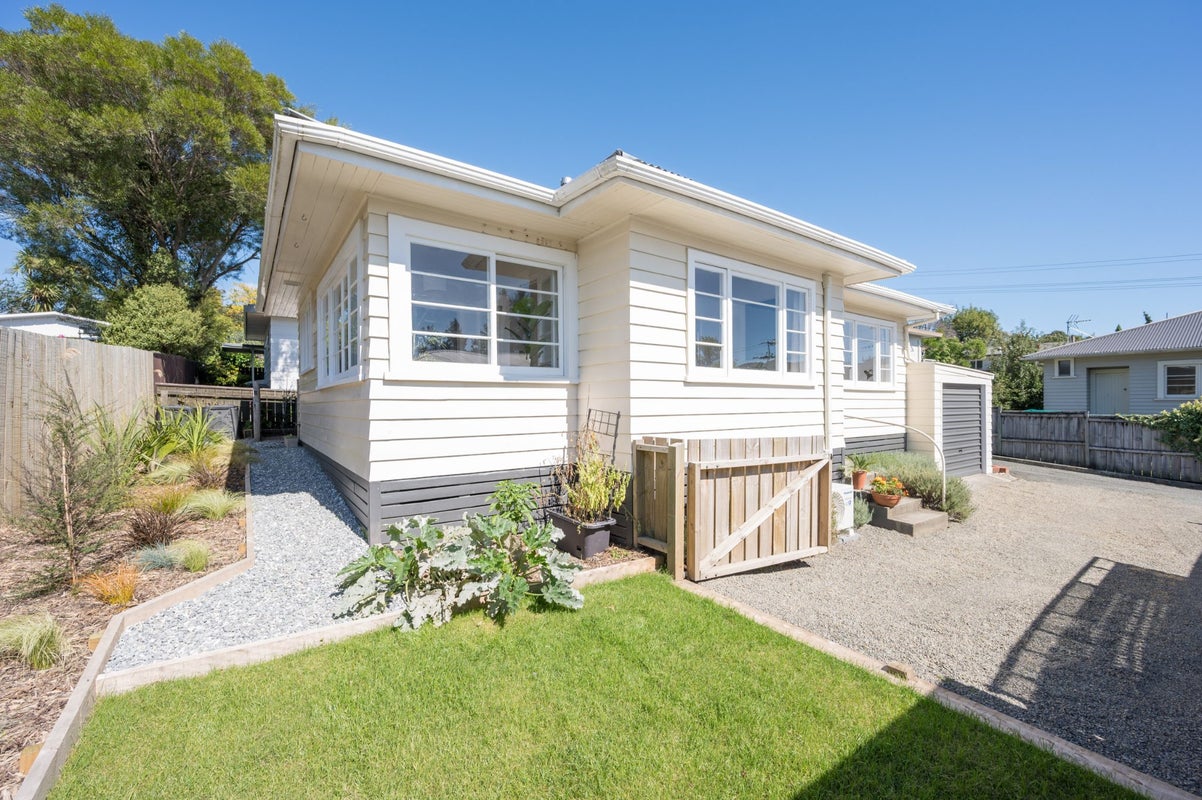 2/4 Chings Road, Enner Glynn, Nelson - Carousel 1