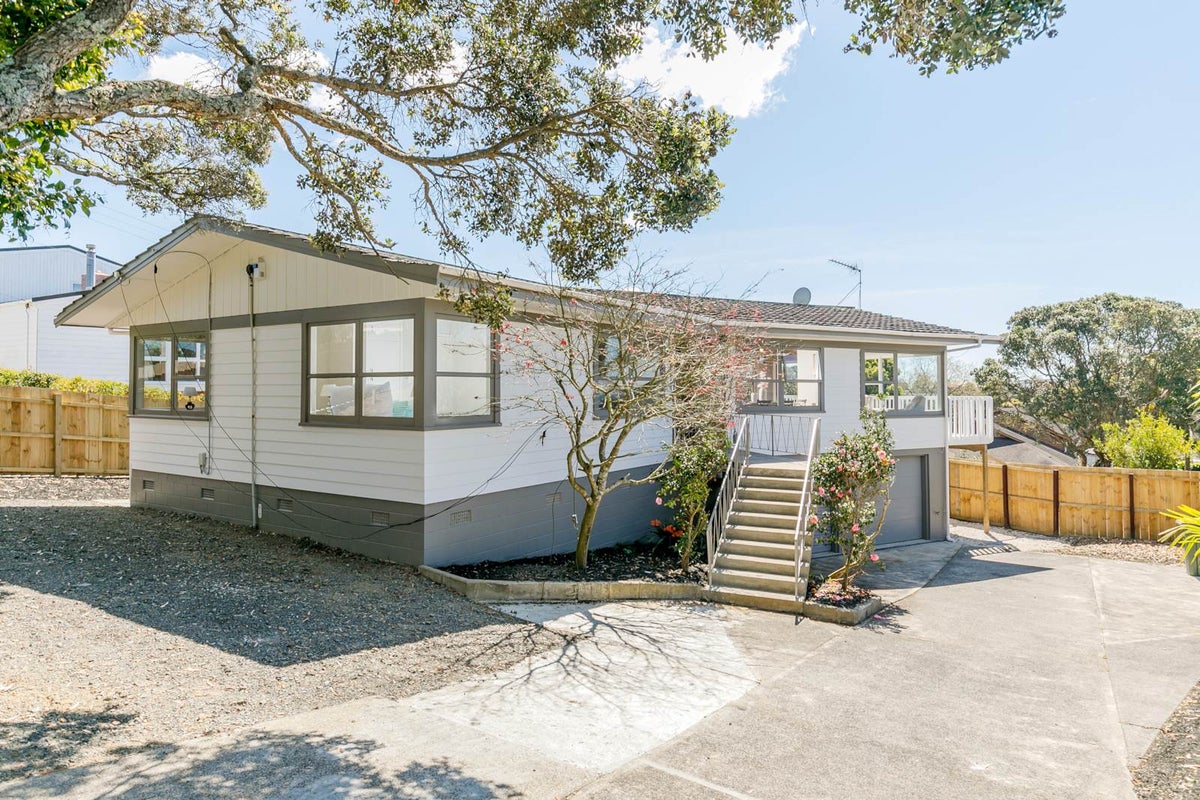 415 East Coast Road, Mairangi Bay, Auckland - Carousel 18