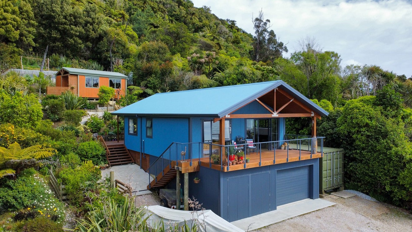 72 Beach Road, Collingwood - Carousel 2