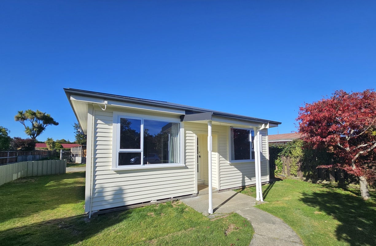 16A Sutherland Street, Te Anau, Te Anau - Carousel 1