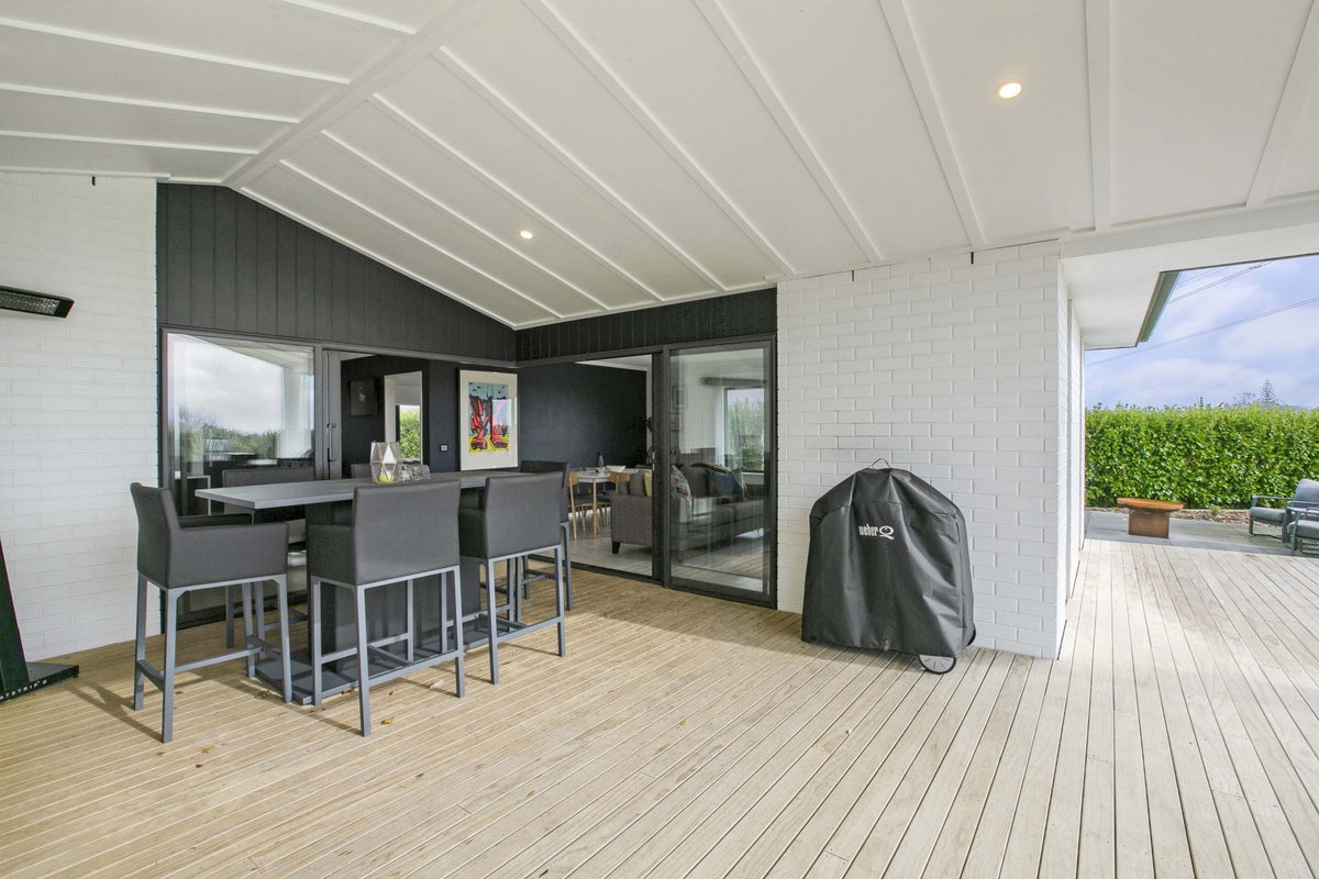 482C Carrington Road, Hurworth, New Plymouth - Carousel 2