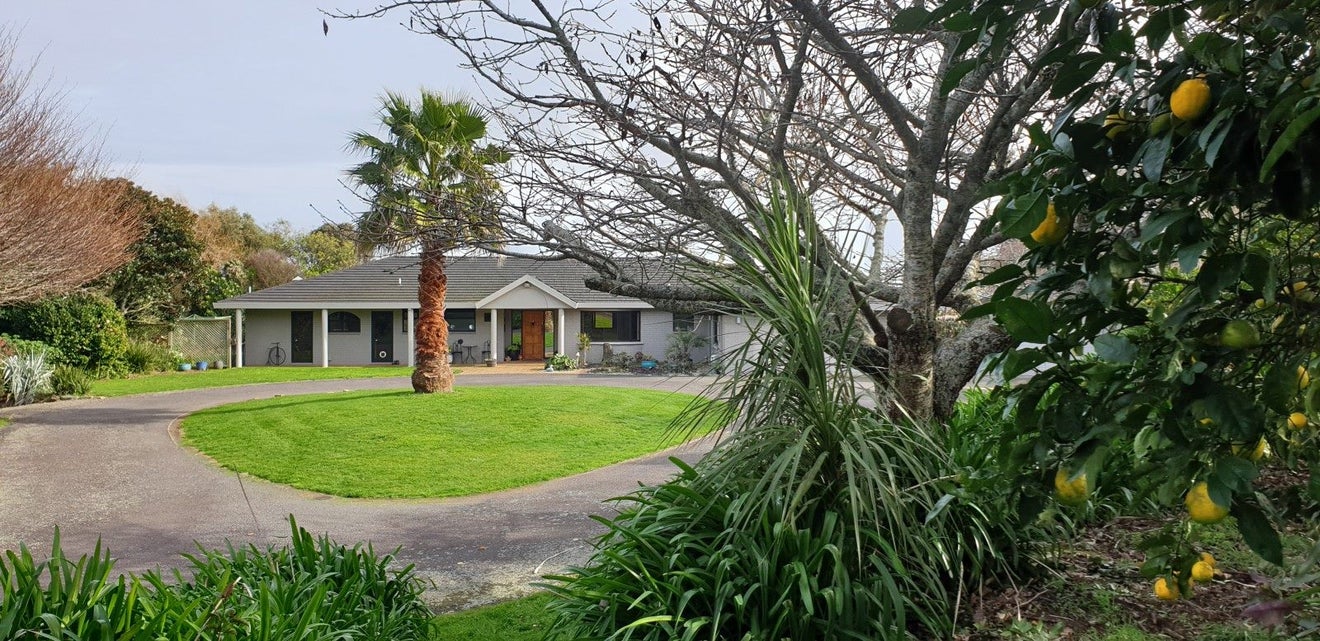 1343 Devon Road, Brixton, Waitara - Carousel 1