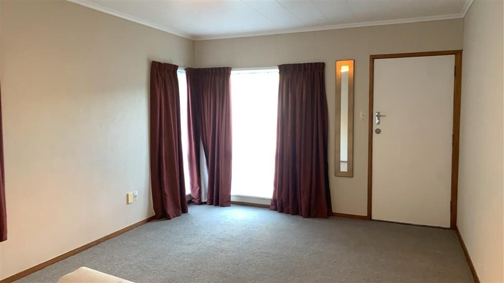 34 Chaucer Road South, Hospital Hill, Napier - Carousel 1
