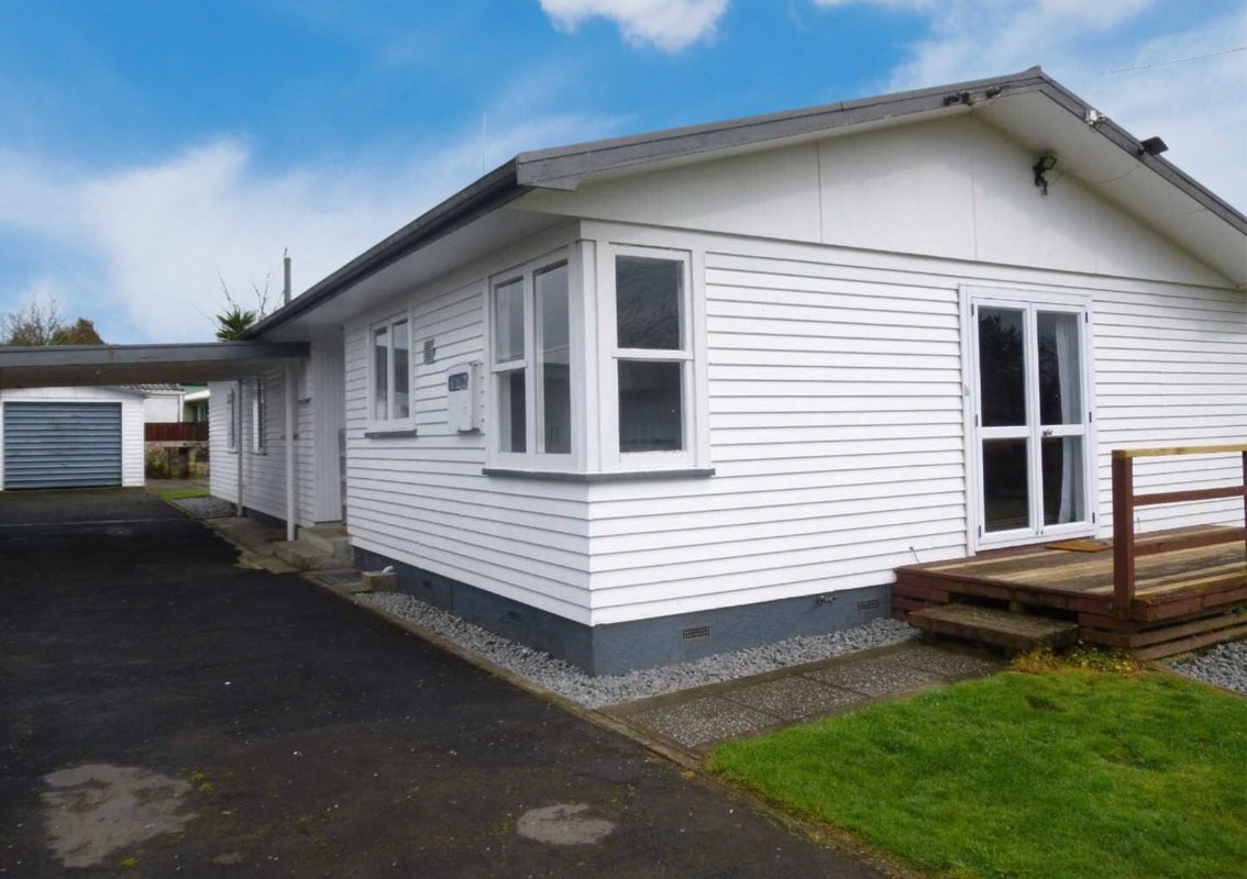 43 Morris Road, Hillcrest, Hamilton - Carousel 2
