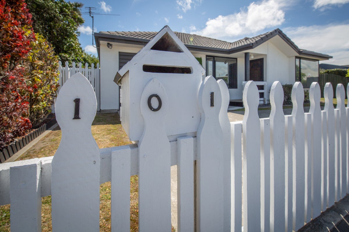 101 Carmen Road, Hei Hei, Christchurch - Carousel 17