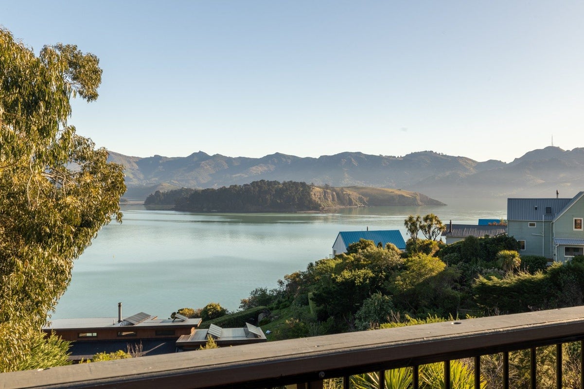 4 James Drive, Diamond Harbour, Lyttelton - Carousel 1