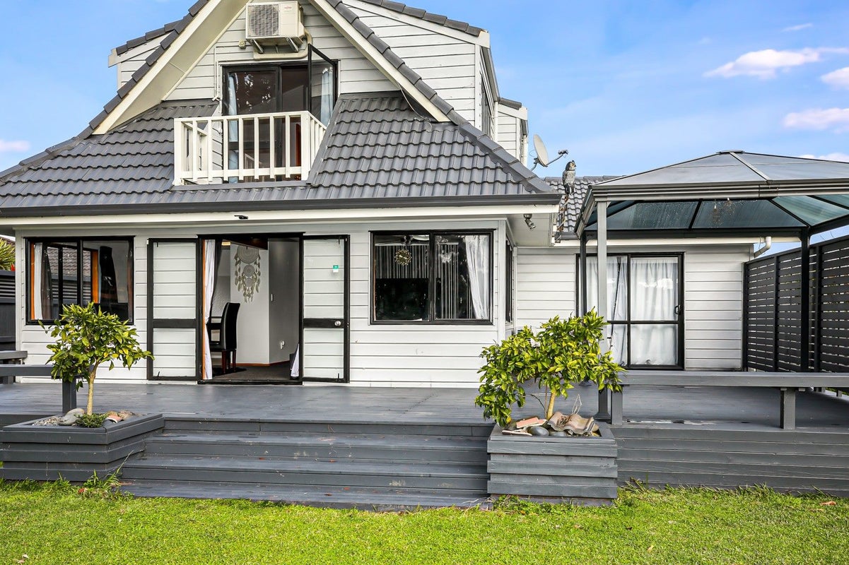 31 McKain Place, Fitzroy, Hamilton - Carousel 1