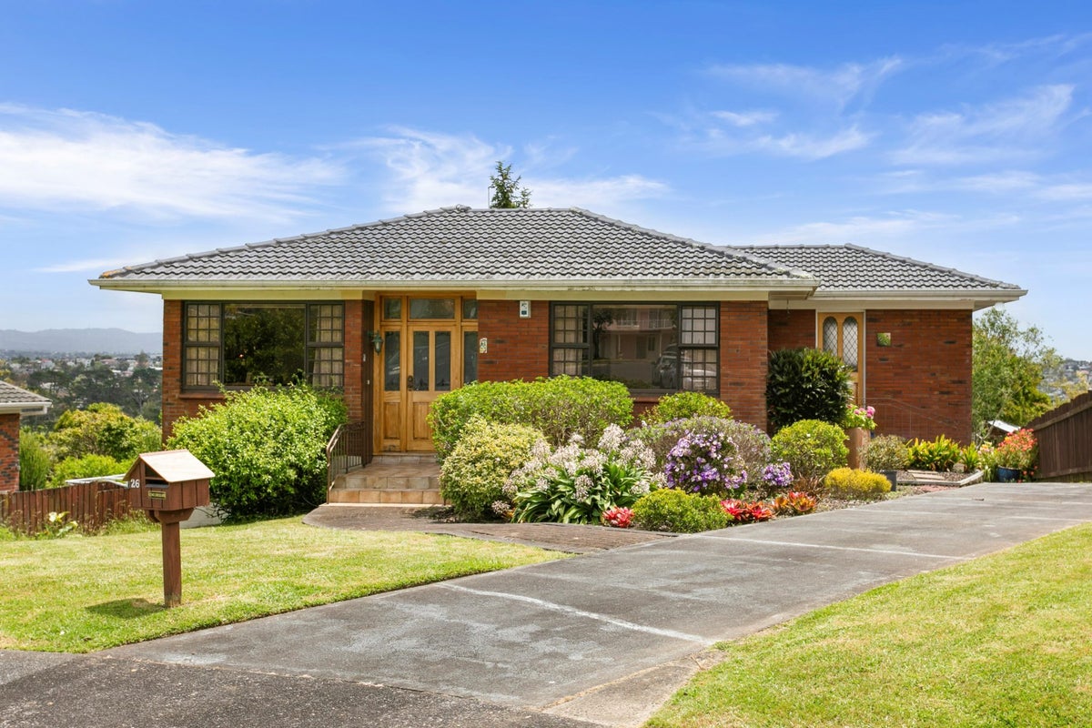 26 Katavich Place, Mount Roskill, Auckland - Carousel 1